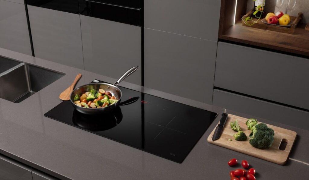 Bếp từ cũng có một số nhược điểm nhất định